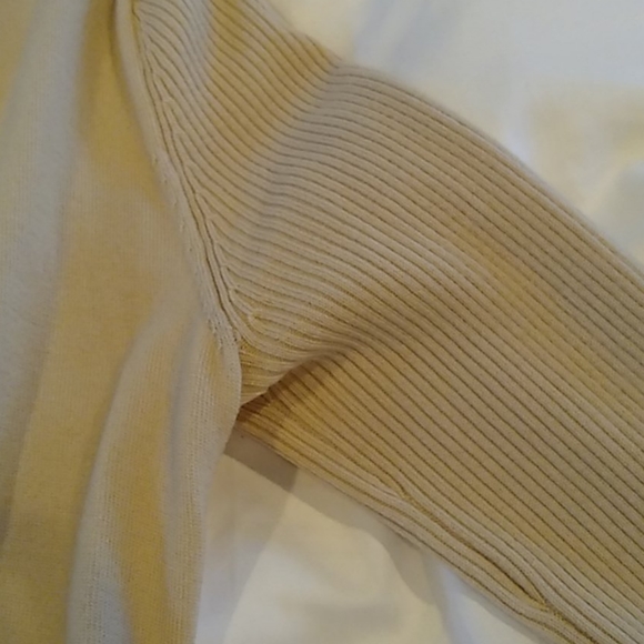 Theory beige sweater with ribbed sleeves - Picture 4 of 5